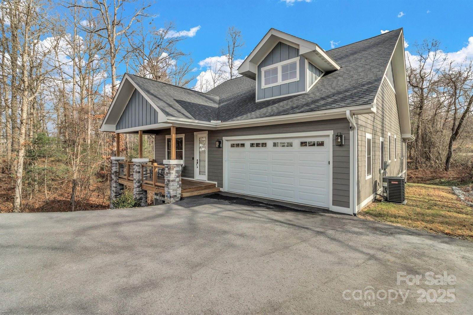 14 Cider Hill Lane, Hendersonville, NC 28792