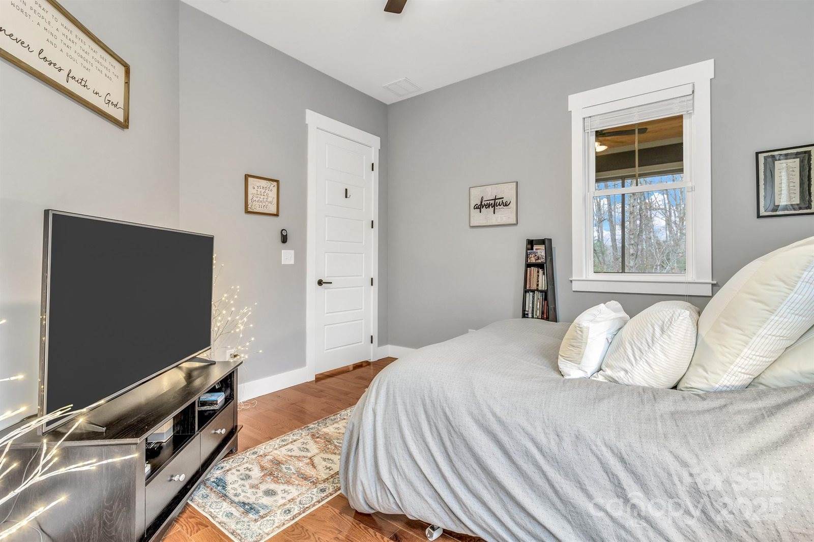 14 Cider Hill Lane, Hendersonville, NC 28792