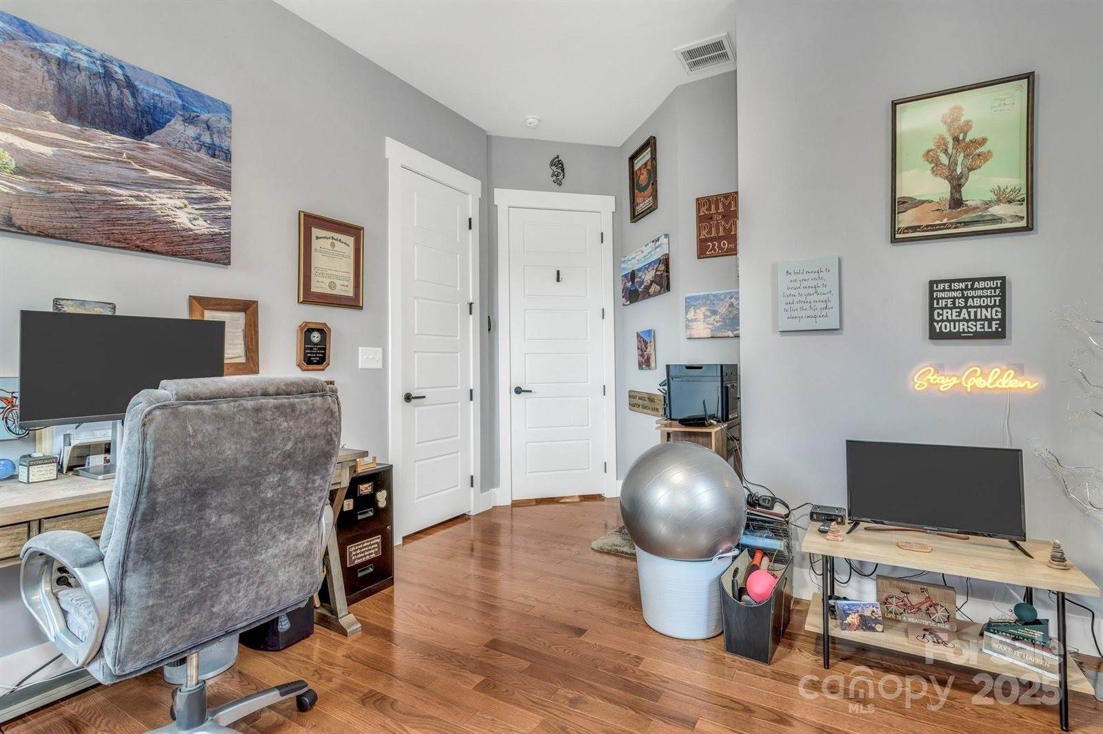 14 Cider Hill Lane, Hendersonville, NC 28792