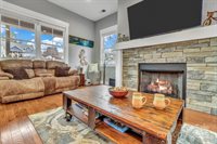 14 Cider Hill Lane, Hendersonville, NC 28792