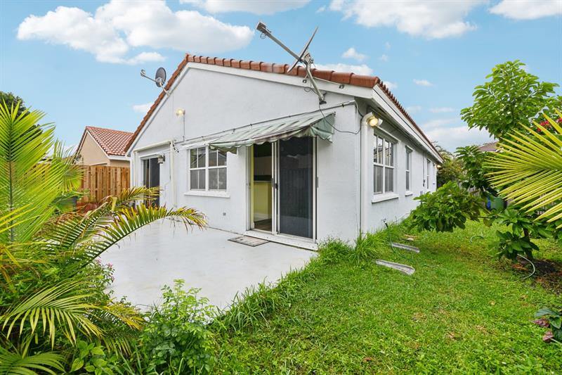 7330 Flores Way, Margate, FL 33063