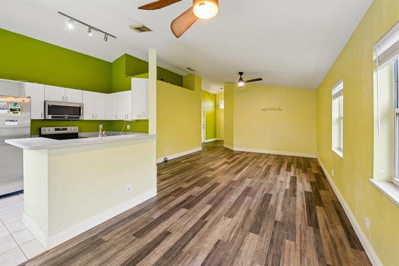 7330 Flores Way, Margate, FL 33063