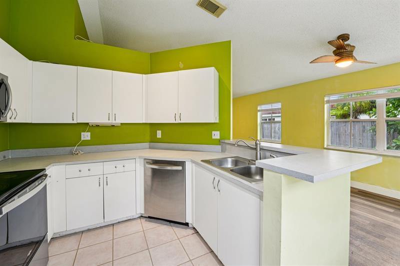 7330 Flores Way, Margate, FL 33063