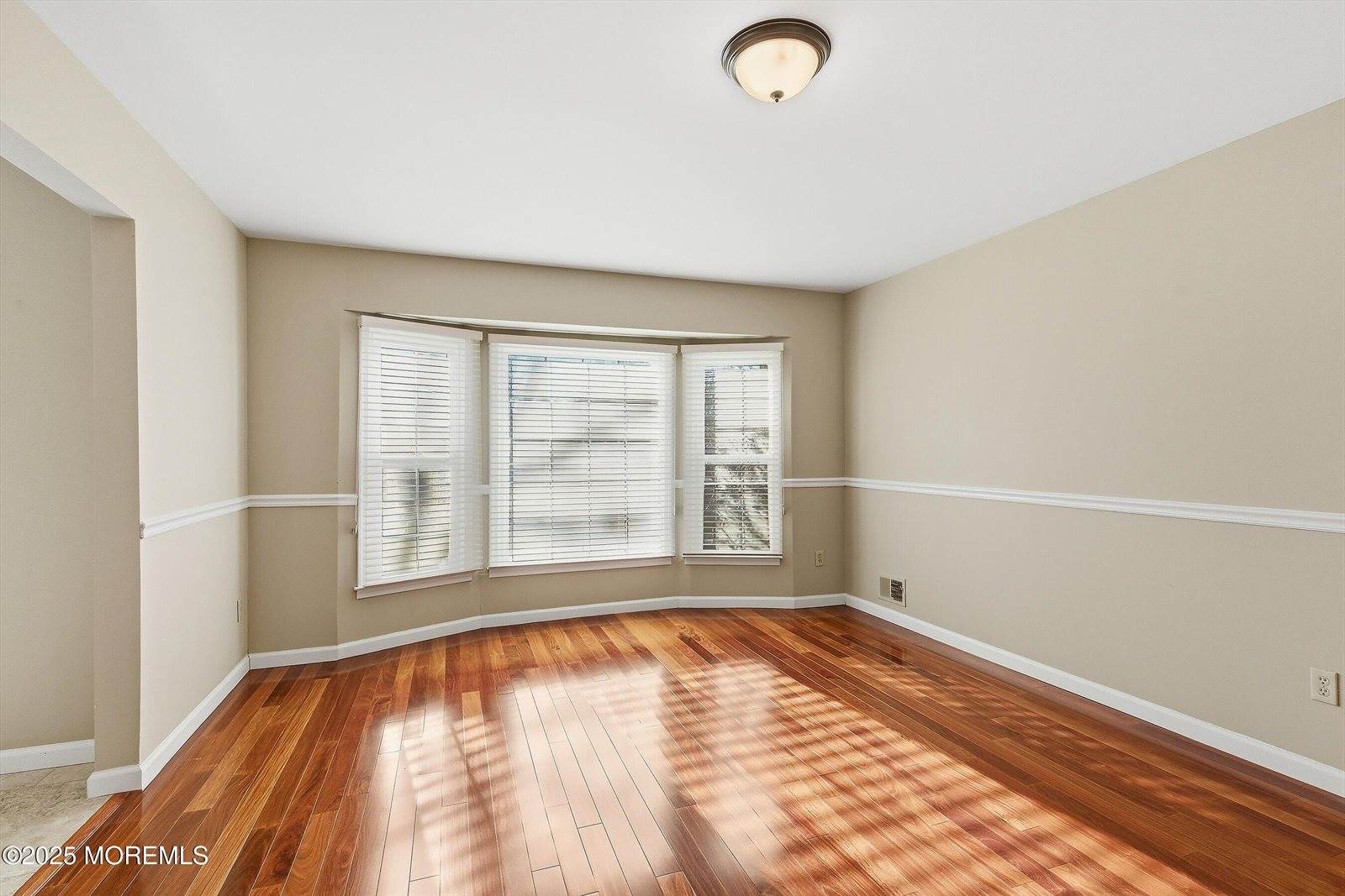 1 Kate Court, Marlboro, NJ 07746