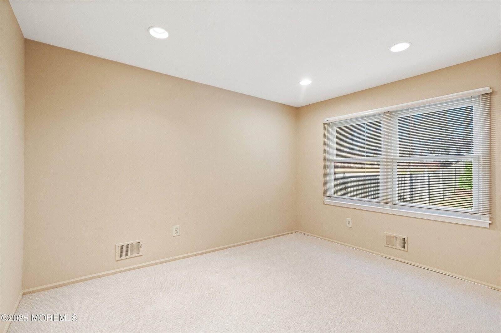 1 Kate Court, Marlboro, NJ 07746