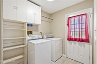 1 Kate Court, Marlboro, NJ 07746