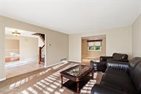 1 Kate Court, Marlboro, NJ 07746