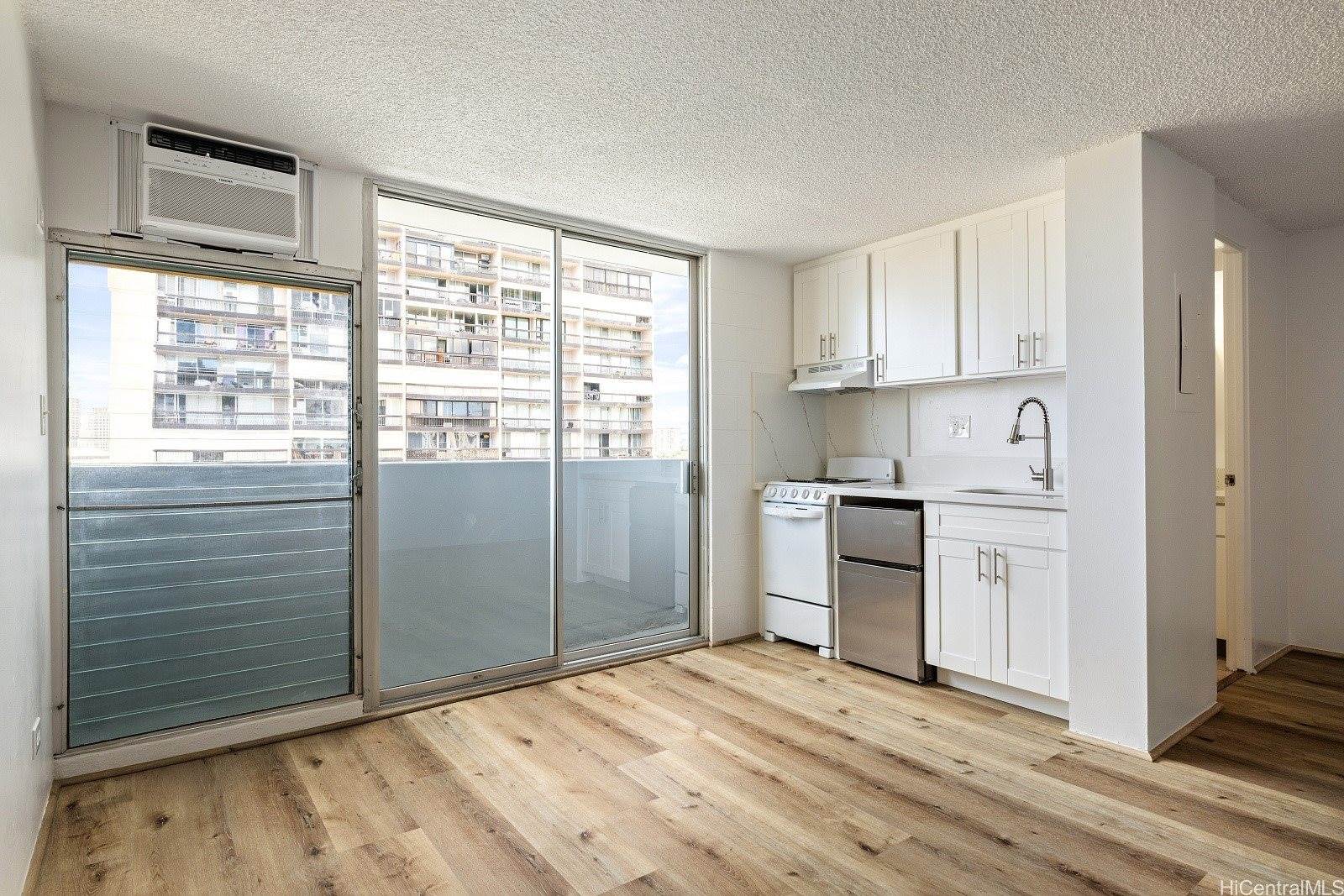 824 Kinau Street, Honolulu, HI 96813