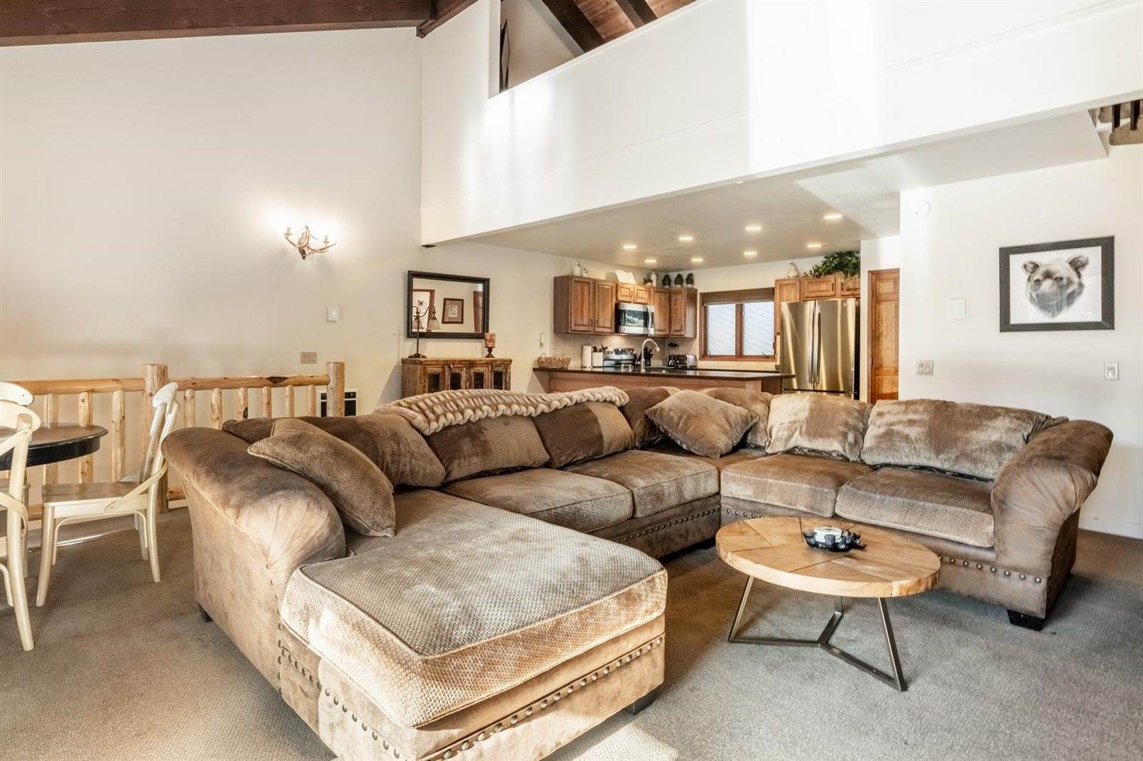 484 Manzanita Rd #9, Mammoth Lakes, CA 93546