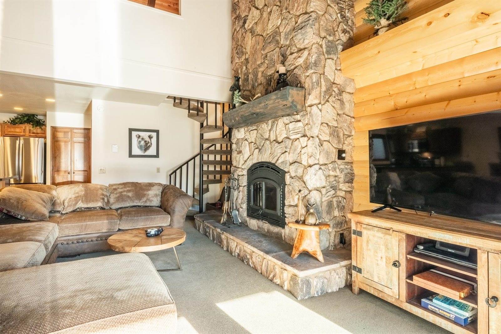 484 Manzanita Rd #9, Mammoth Lakes, CA 93546