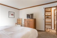 484 Manzanita Rd #9, Mammoth Lakes, CA 93546