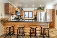 484 Manzanita Rd #9, Mammoth Lakes, CA 93546