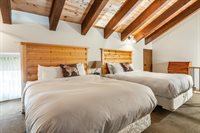 484 Manzanita Rd #9, Mammoth Lakes, CA 93546