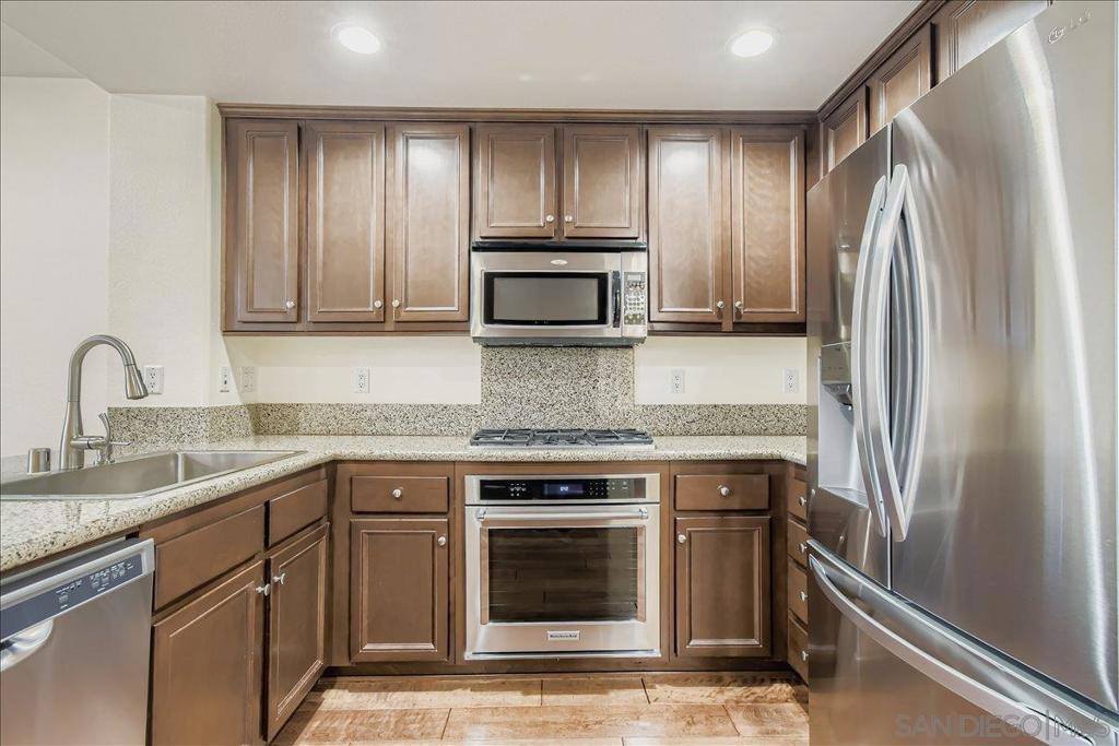 17019 Camino Marcilla, San Diego, CA 92127