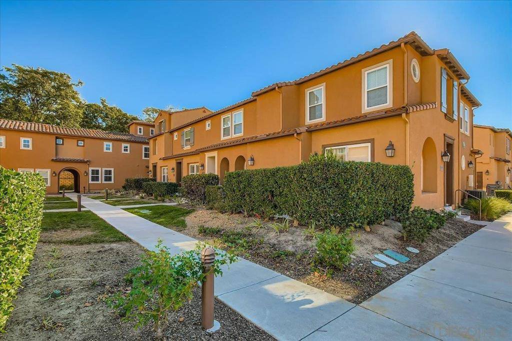 17019 Camino Marcilla, San Diego, CA 92127