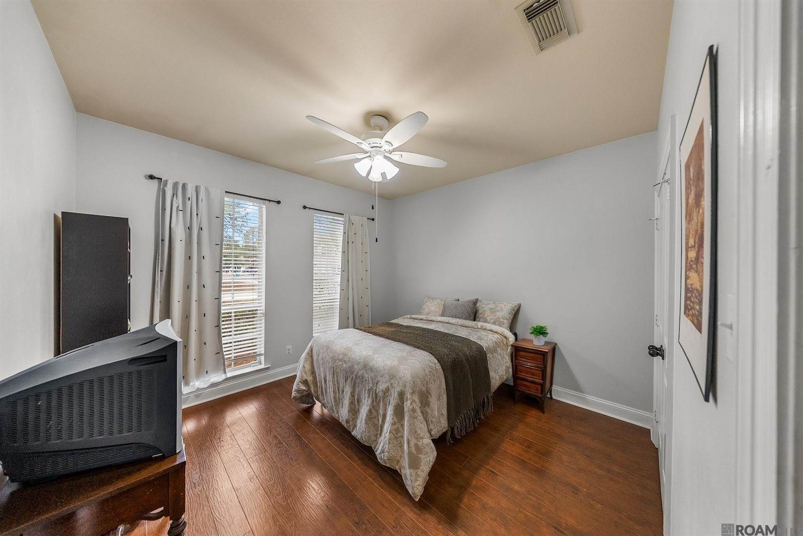 301 Mark Dr, Covington, LA 70433