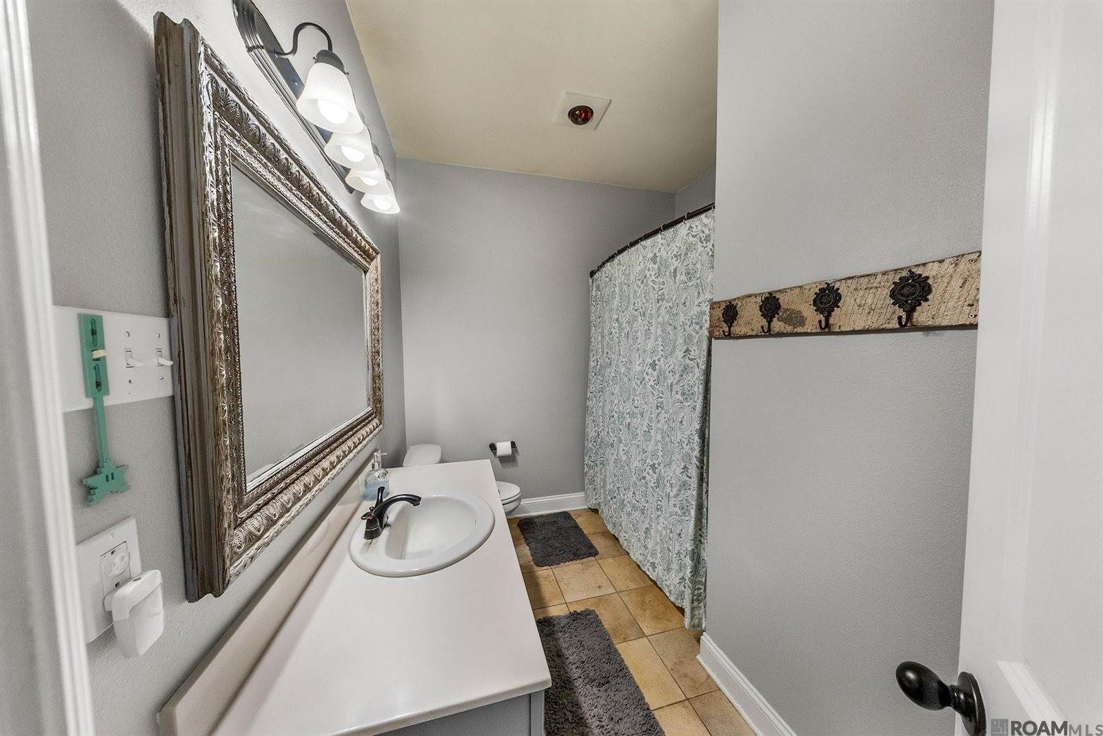 301 Mark Dr, Covington, LA 70433