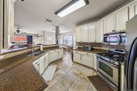 301 Mark Dr, Covington, LA 70433