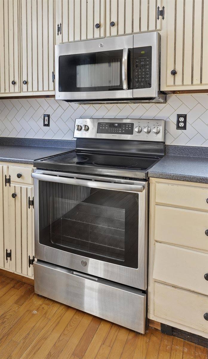 2206 Carmel Road North, Newburgh, ME 04444