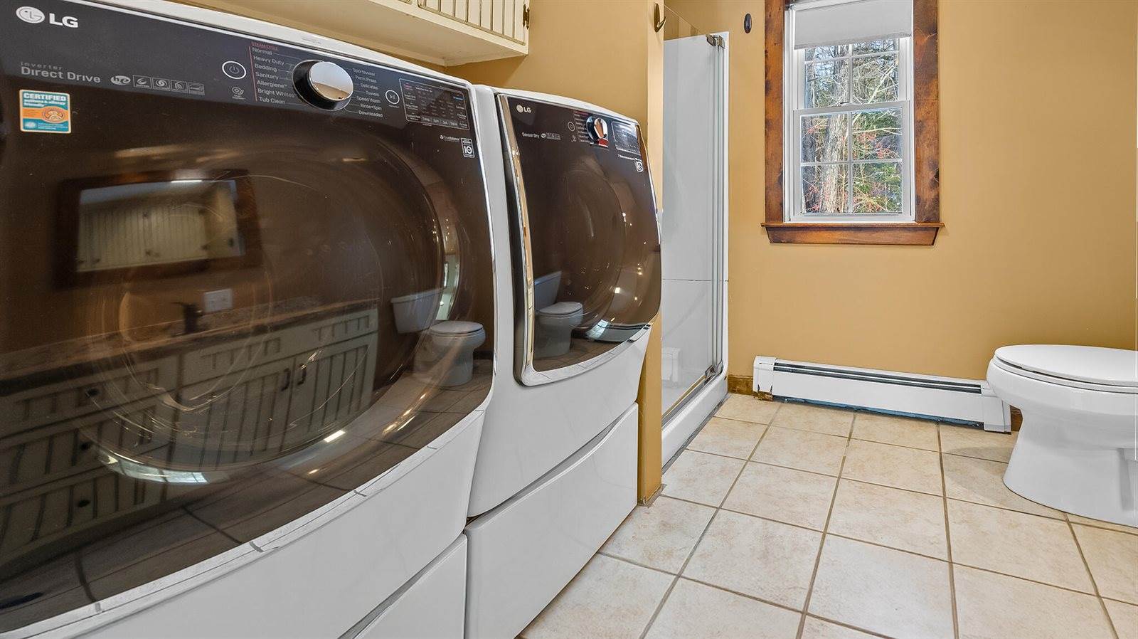 2206 Carmel Road North, Newburgh, ME 04444