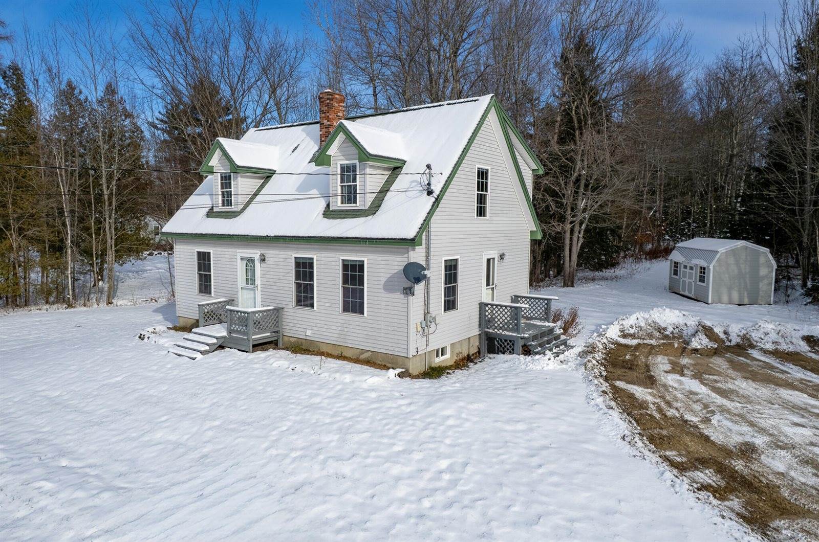 2206 Carmel Road North, Newburgh, ME 04444