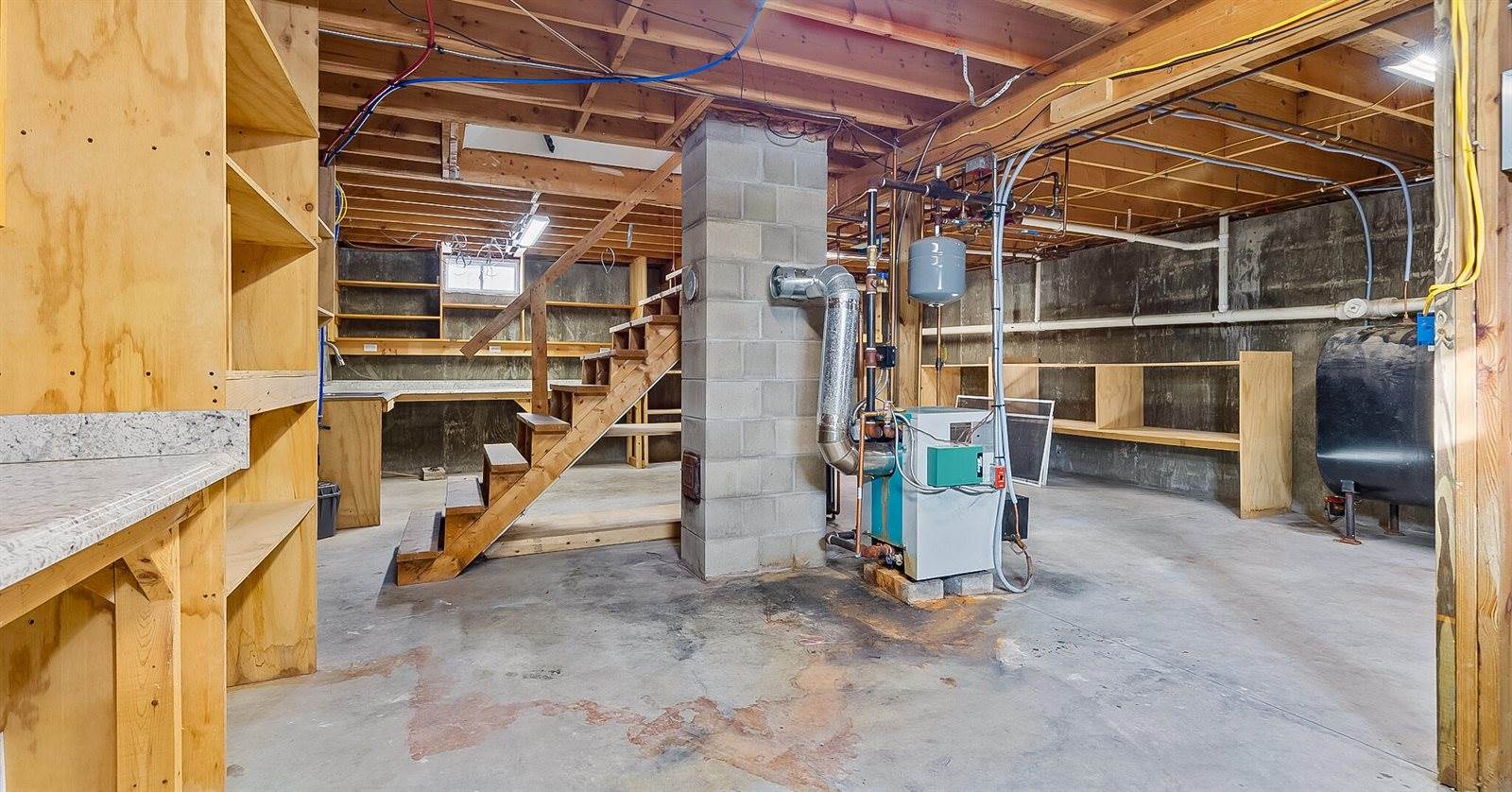 2206 Carmel Road North, Newburgh, ME 04444