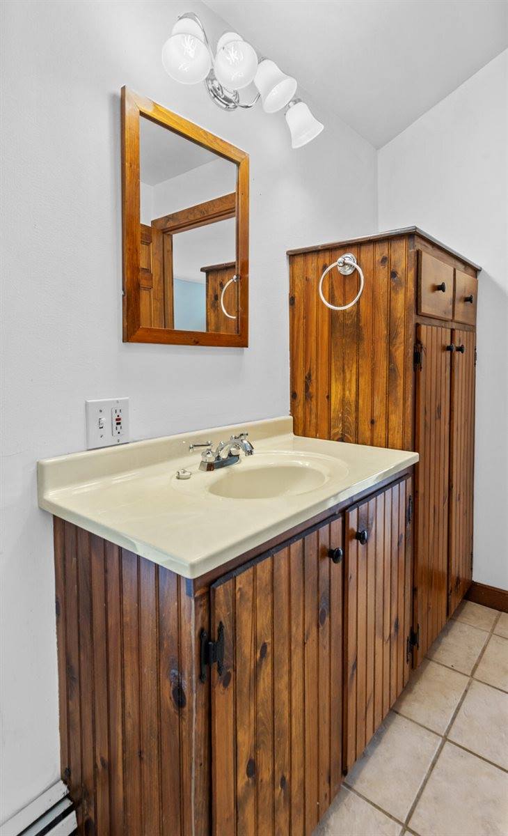 2206 Carmel Road North, Newburgh, ME 04444