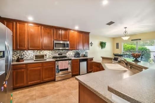 3608 Grecko Drive, Wesley Chapel, FL 33543