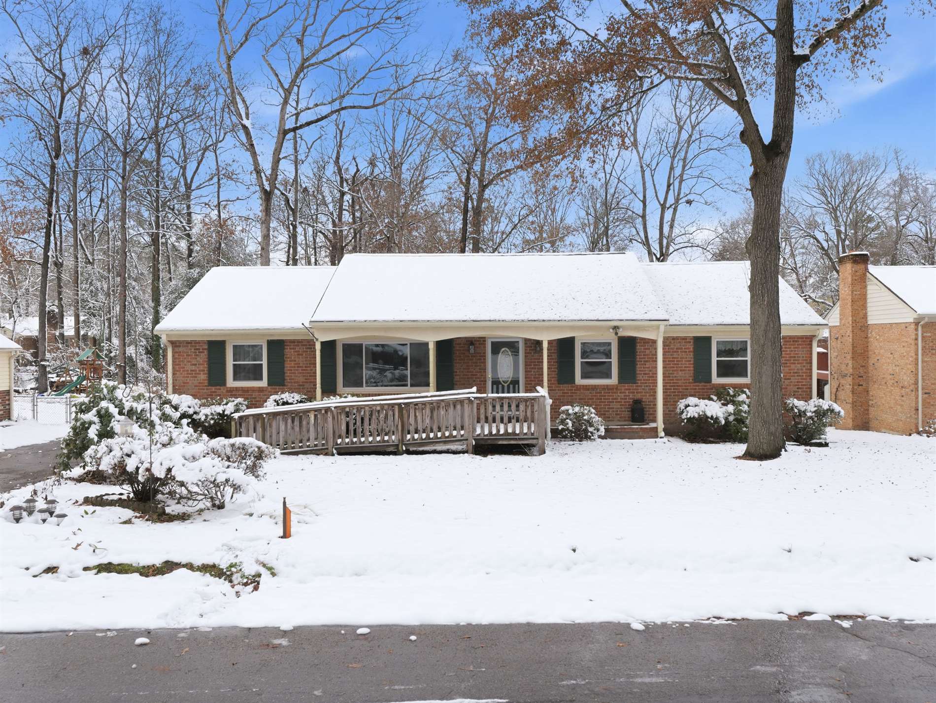 9606 N Verlinda CT, Chesterfield, VA 23237