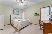 16 Cherry Hill Court, Hampton, IL 61256