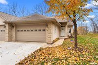 16 Cherry Hill Court, Hampton, IL 61256
