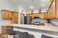 16 Cherry Hill Court, Hampton, IL 61256