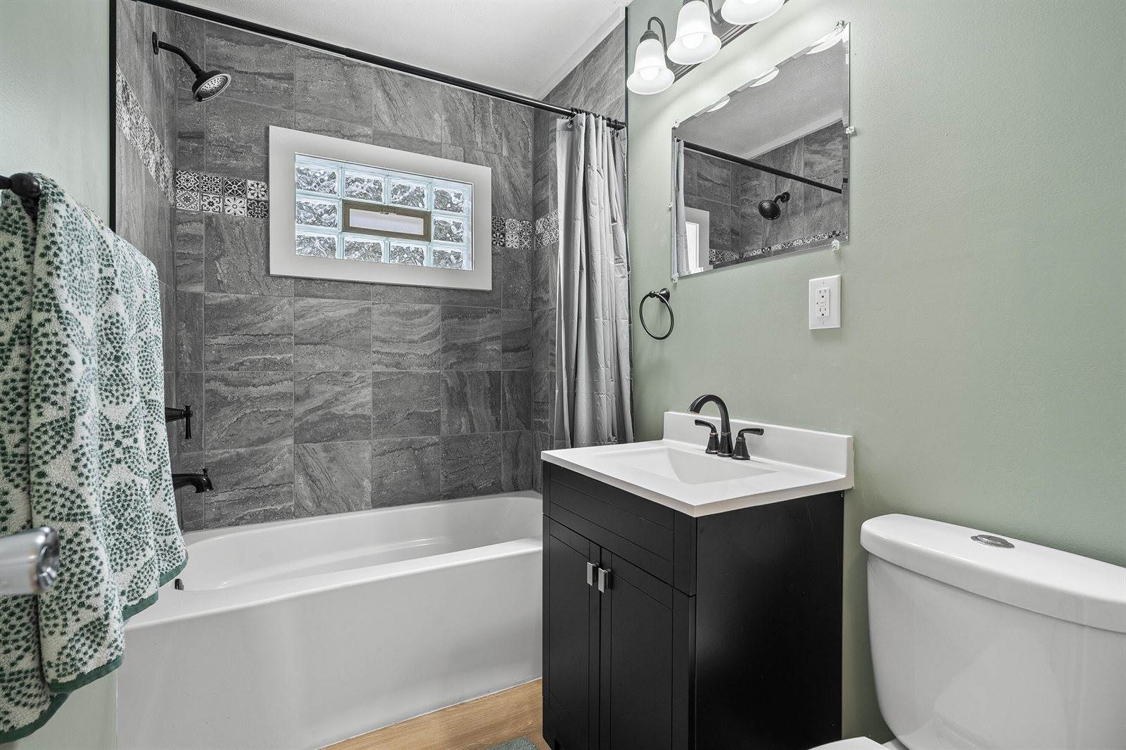 122 Creekview Drive, Battle Creek, MI 49037