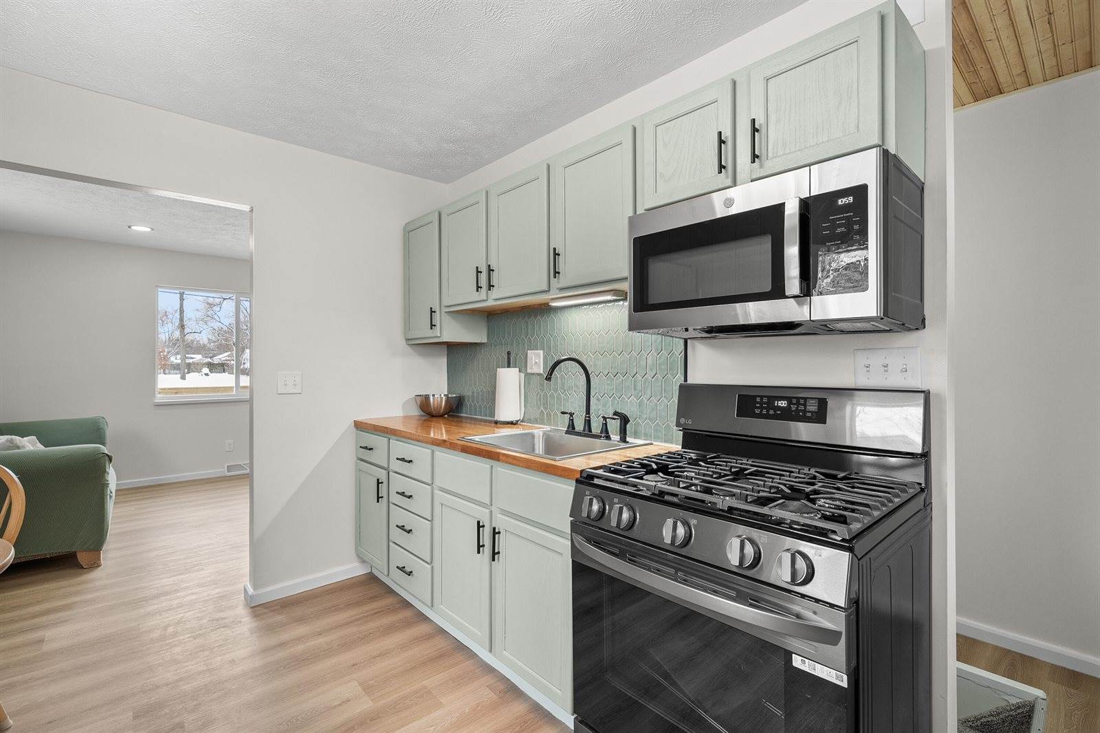 122 Creekview Drive, Battle Creek, MI 49037