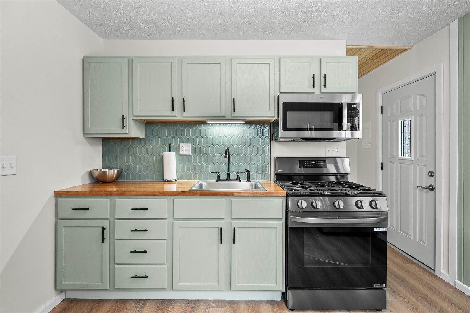 122 Creekview Drive, Battle Creek, MI 49037