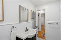 7437 Ridge View Rd, Mechanicsville, VA 23111