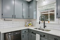 7437 Ridge View Rd, Mechanicsville, VA 23111