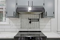 7437 Ridge View Rd, Mechanicsville, VA 23111