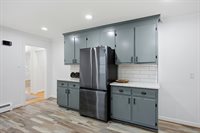 7437 Ridge View Rd, Mechanicsville, VA 23111