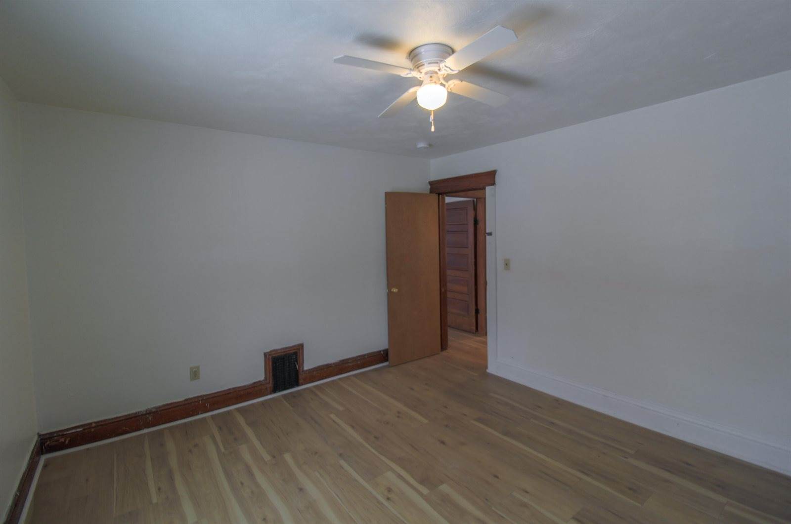 94 Cliff Street, Battle Creek, MI 49014