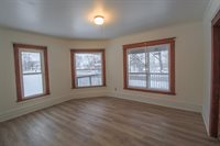 94 Cliff Street, Battle Creek, MI 49014
