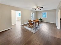 2128 Lancaster Heights Road, Freeport, IL 61032