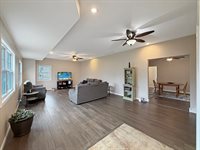 2128 Lancaster Heights Road, Freeport, IL 61032