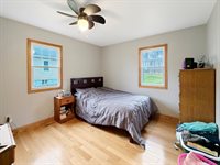 2128 Lancaster Heights Road, Freeport, IL 61032