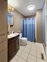 2128 Lancaster Heights Road, Freeport, IL 61032