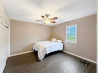 2128 Lancaster Heights Road, Freeport, IL 61032