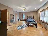 2128 Lancaster Heights Road, Freeport, IL 61032