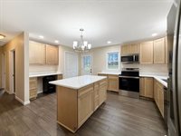 2128 Lancaster Heights Road, Freeport, IL 61032