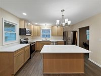 2128 Lancaster Heights Road, Freeport, IL 61032