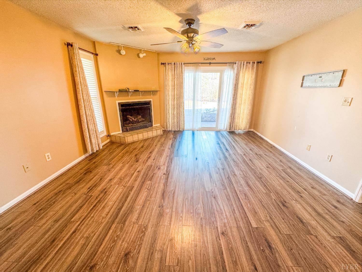 101 Manor Drive, Forest, VA 24551